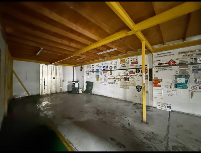 1,250M² WAREHOUSE TO LET IN WADEVILLE